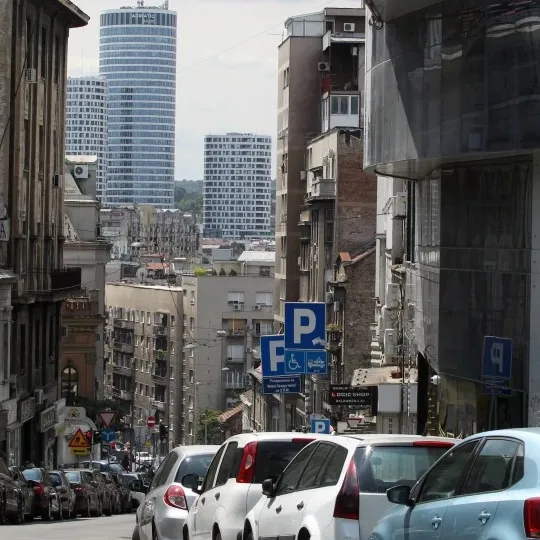 Beograd jutros najtopliji u Srbiji sa 28 stepeni, crveni meteo-alarm u većem delu zemlje