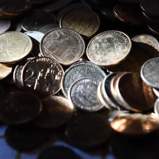Ministarstvo: Javni dug Srbije na kraju juna bio 43,8 odsto BDP-a, šestomesečni budžetski deficit 51,6 milijardi dinara