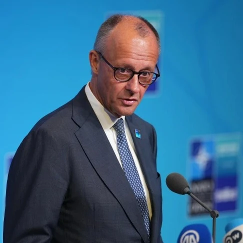 Merc: Budžet EU potrebno smanjiti za nekoliko stotina milijardi evra