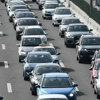 AMSS: Saobraćaj umeren, uslovi dobri, kamioni na Batrovcima čekaju 10 sati