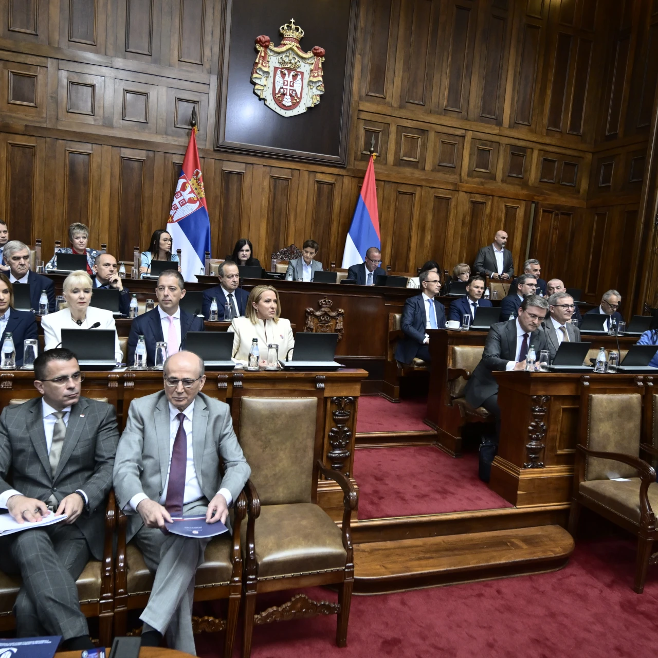 Sednica o nepoverenju Vladi: Oštra rasprava opozicije i ministara, sutra nastavak (VIDEO)