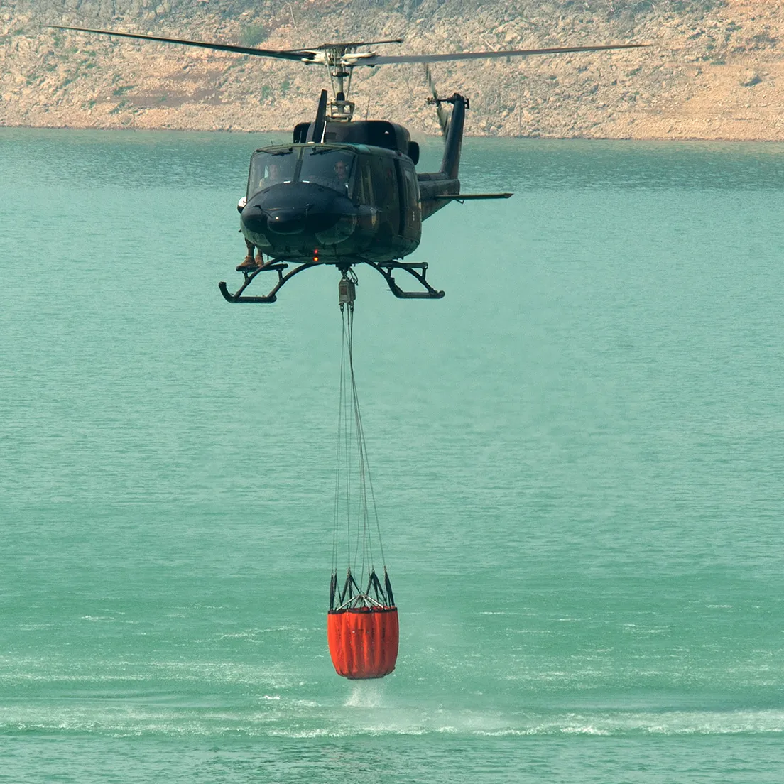 Crna Gora: Helikopteri gase požar na Velestovu kod Cetinja