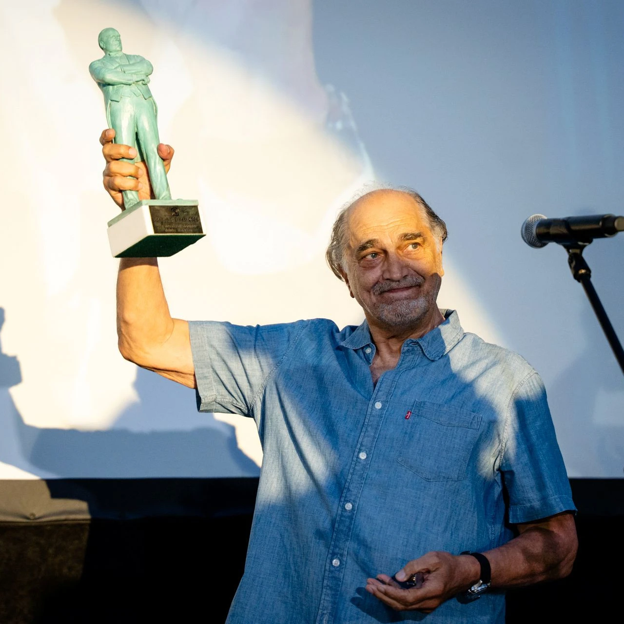 Glumcu Vojislavu Brajoviću uručena nagrada Ernest na Somborskom filmskom festivalu