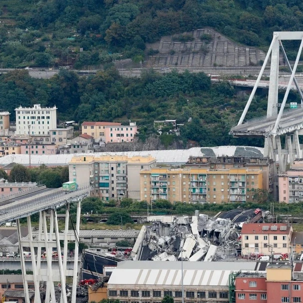 Bivši direktor italijanske kompanije koja upravlja autoputevima osuđen na 12 godina zatvora zbog pada mosta u Đenovi