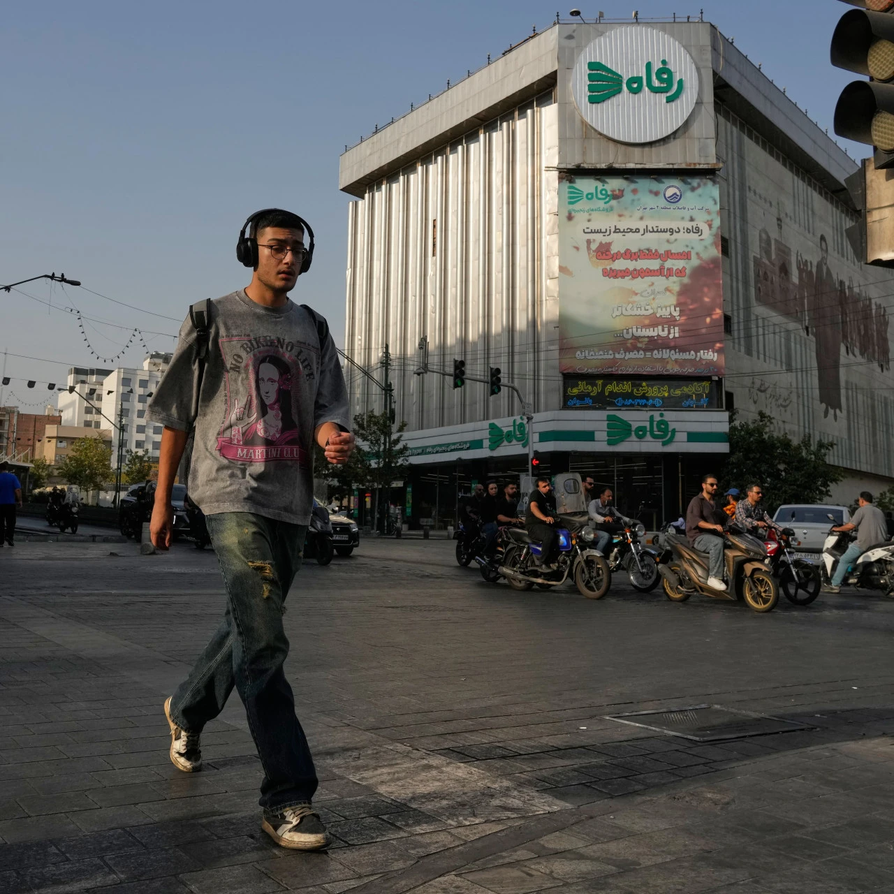 Noć bez američkih udara na Iran, uzbuna u Saudijskoj Arabiji i Bahreinu