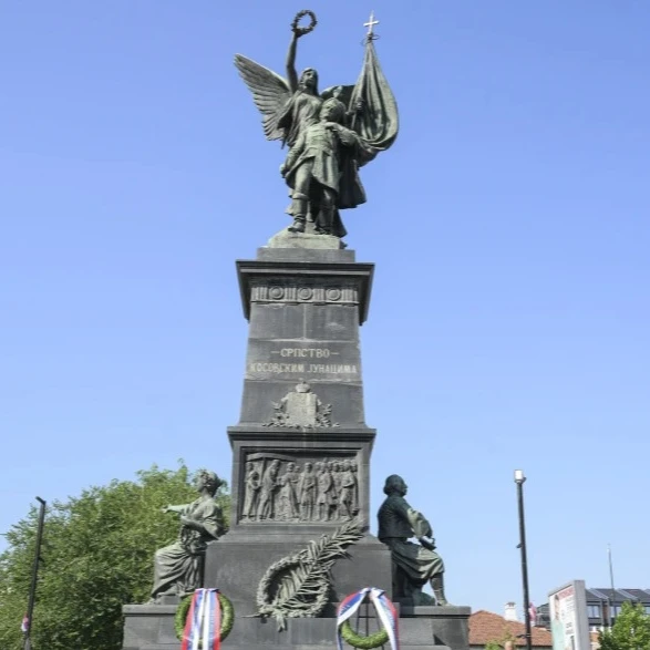 Na Trgu kosovskih junaka u Kruševcu održana centralna državna ceremonija povodom Vidovdana