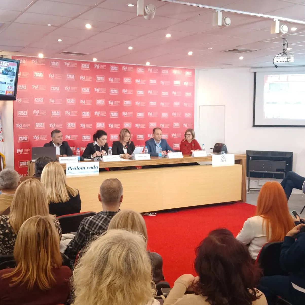 Unija sindikata prosvetnih radnika najavila tužbe protiv Vlade zbog neispunjenog ugovora