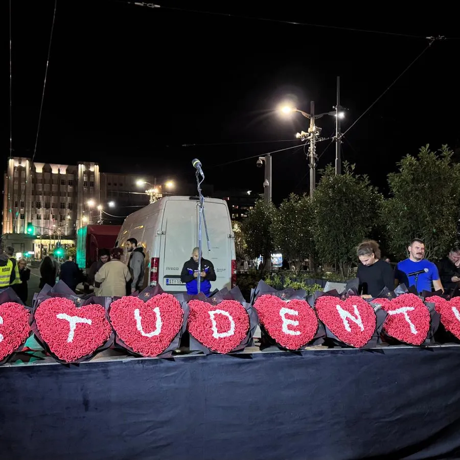 Večeras doček studenata i građana na Studentskom trgu: Tri kolone pešaka stižu u Beograd pred sutrašnji skup Studentske liste (FOTO, VIDEO)