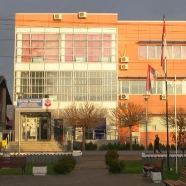 Kosovska policija sprečila postavljanje bilborda sa natpisom "Zavet Vidovdana" u Gračanici