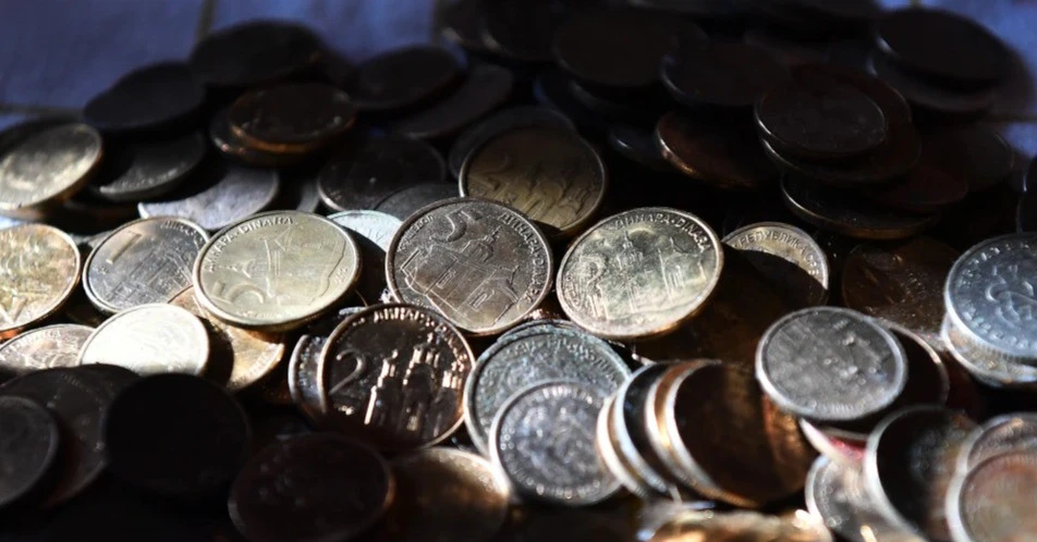 Republički zavod za statistiku objavio iznos prosečne neto plate i medijalne zarade u aprilu