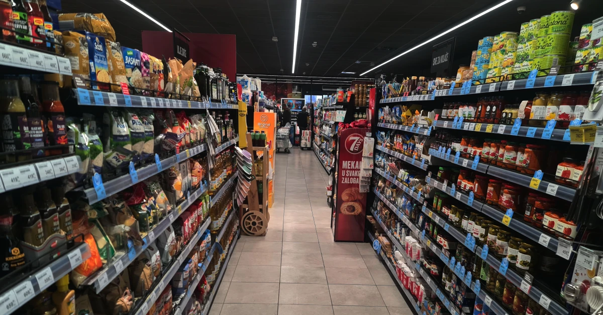 Novi rizici za inflaciju u Srbiji: Da li nas do kraja godine čekaju nova poskupljenja?